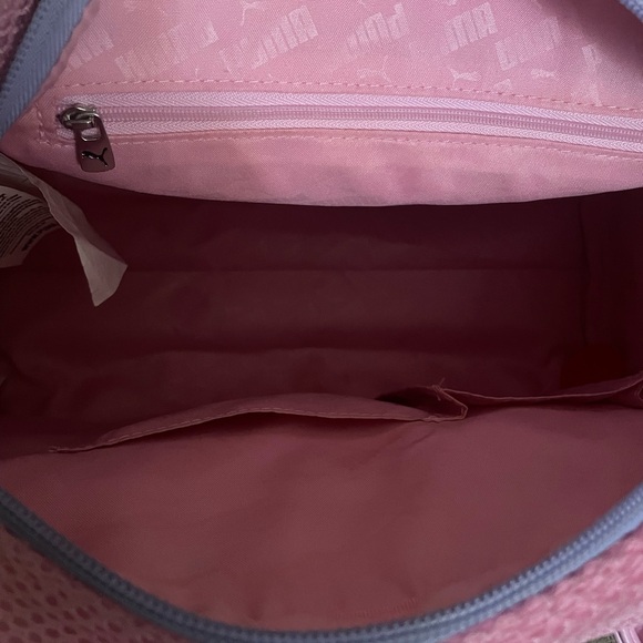 PUMA Pink Mesh Medium Grip Bag EUC 15”x 9.5” Duffle - Picture 11 of 13